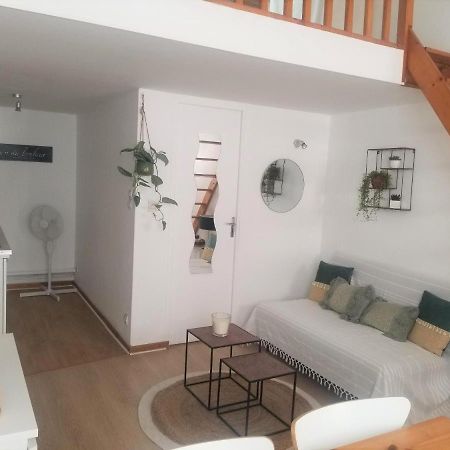 Duplex A La Gare Du Mans Panzió Le Mans Kültér fotó